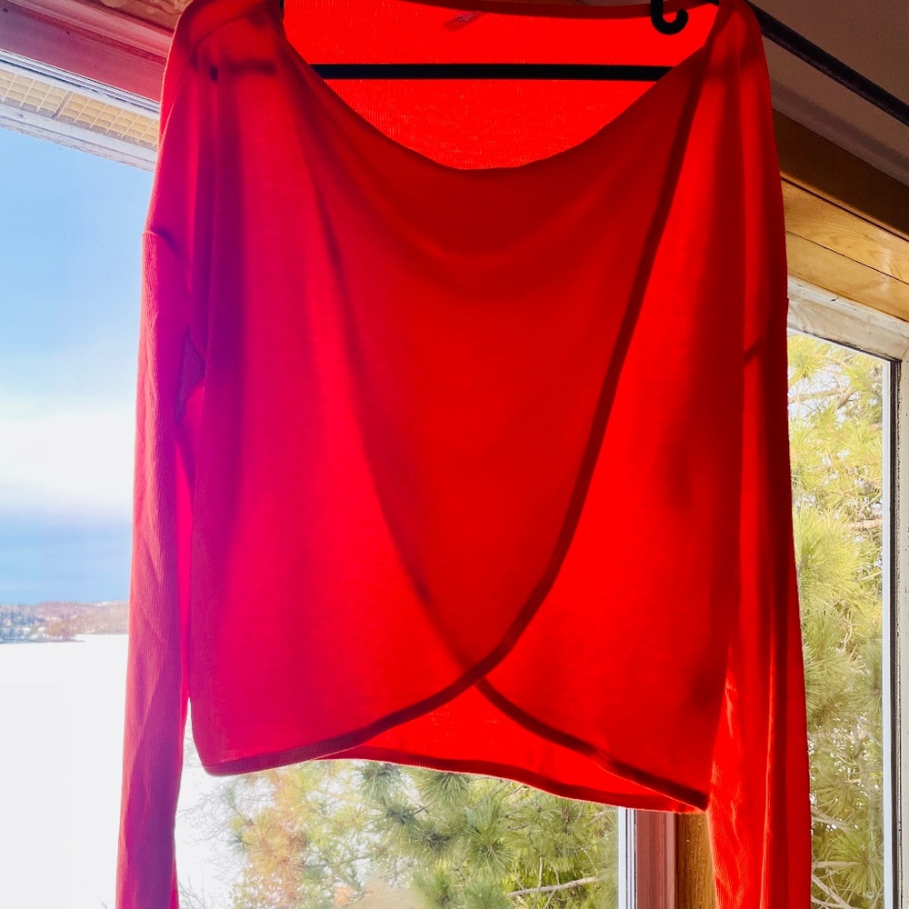 Brand New Women's Old Navy Long-Sleeved Ribbed Crop Top
